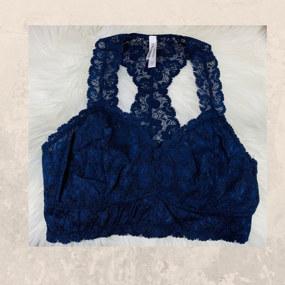 Blue Majesty - Lace Bralette